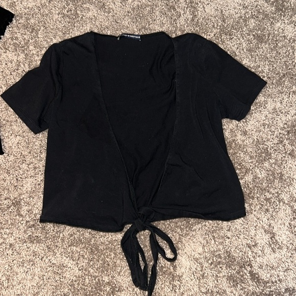 Brandy Melville Black Top Bundle - Picture 5 of 5